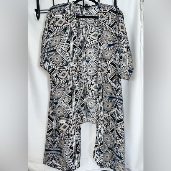 Patterned Women's Jacket - Picture 6 of 6